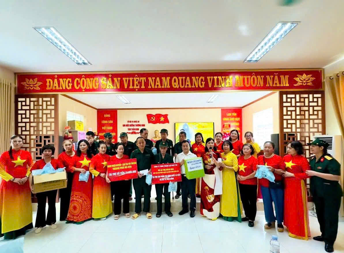 CTY THUẬN LỢI PHÁT TÀI trao tặng Chà bông LÊ NGA đến các bác thương binh nhân ngày thương binh liệt sĩ